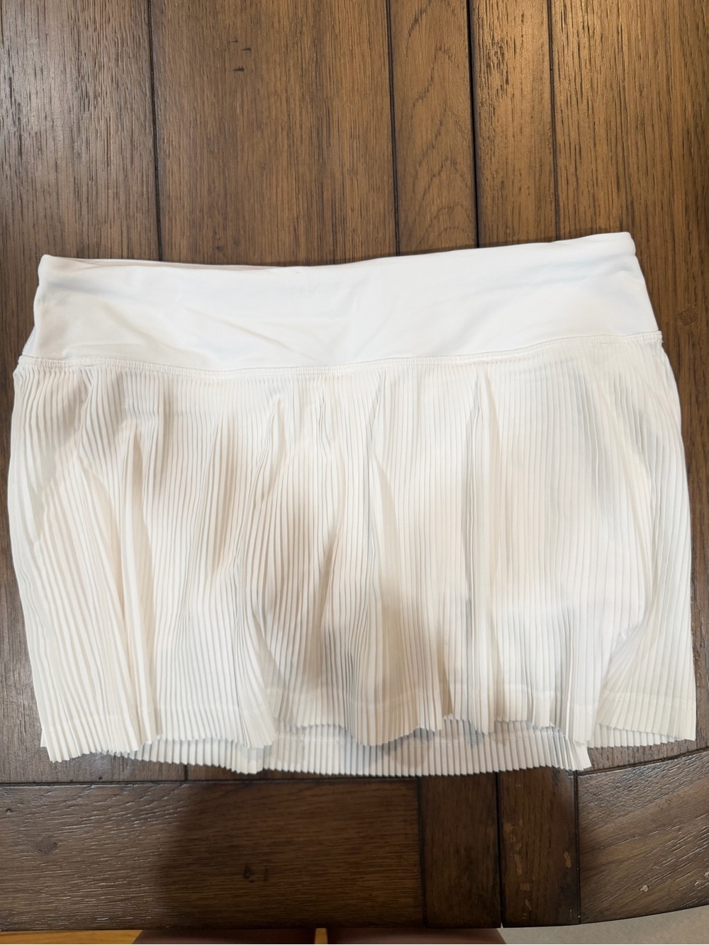 lululemon athletica White Pleated Mini Skirt Pace rival skirt